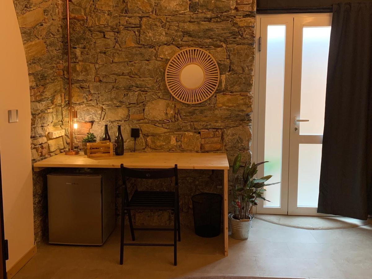 Rock & Wood - Apartment & Room La Spezia Exterior foto
