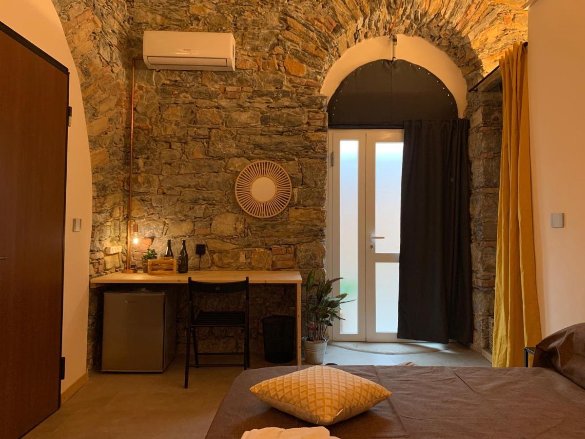 Rock & Wood - Apartment & Room La Spezia Exterior foto