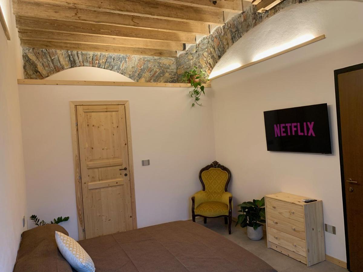 Rock & Wood - Apartment & Room La Spezia Exterior foto