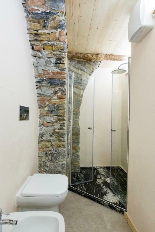 Rock & Wood - Apartment & Room La Spezia Exterior foto