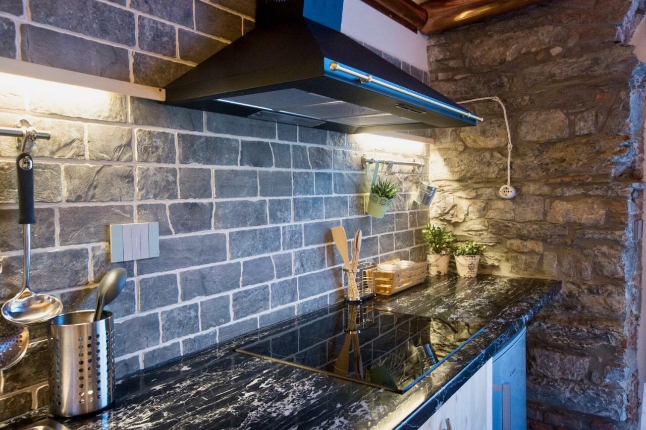 Rock & Wood - Apartment & Room La Spezia Exterior foto