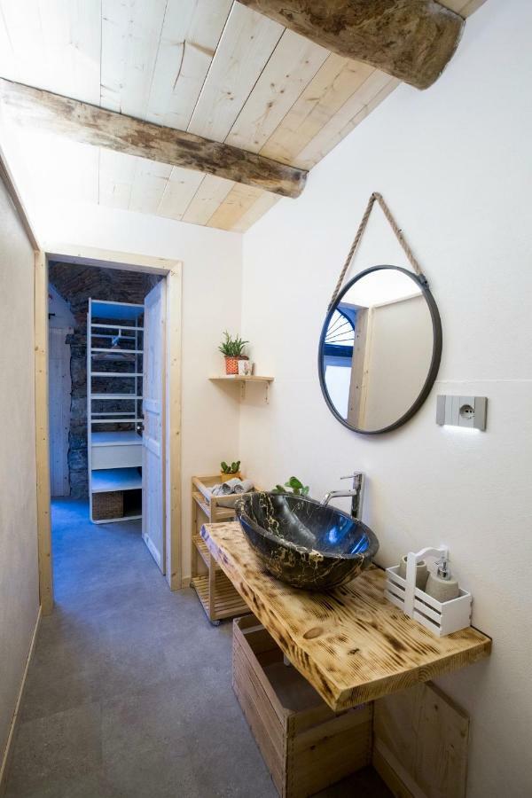 Rock & Wood - Apartment & Room La Spezia Exterior foto