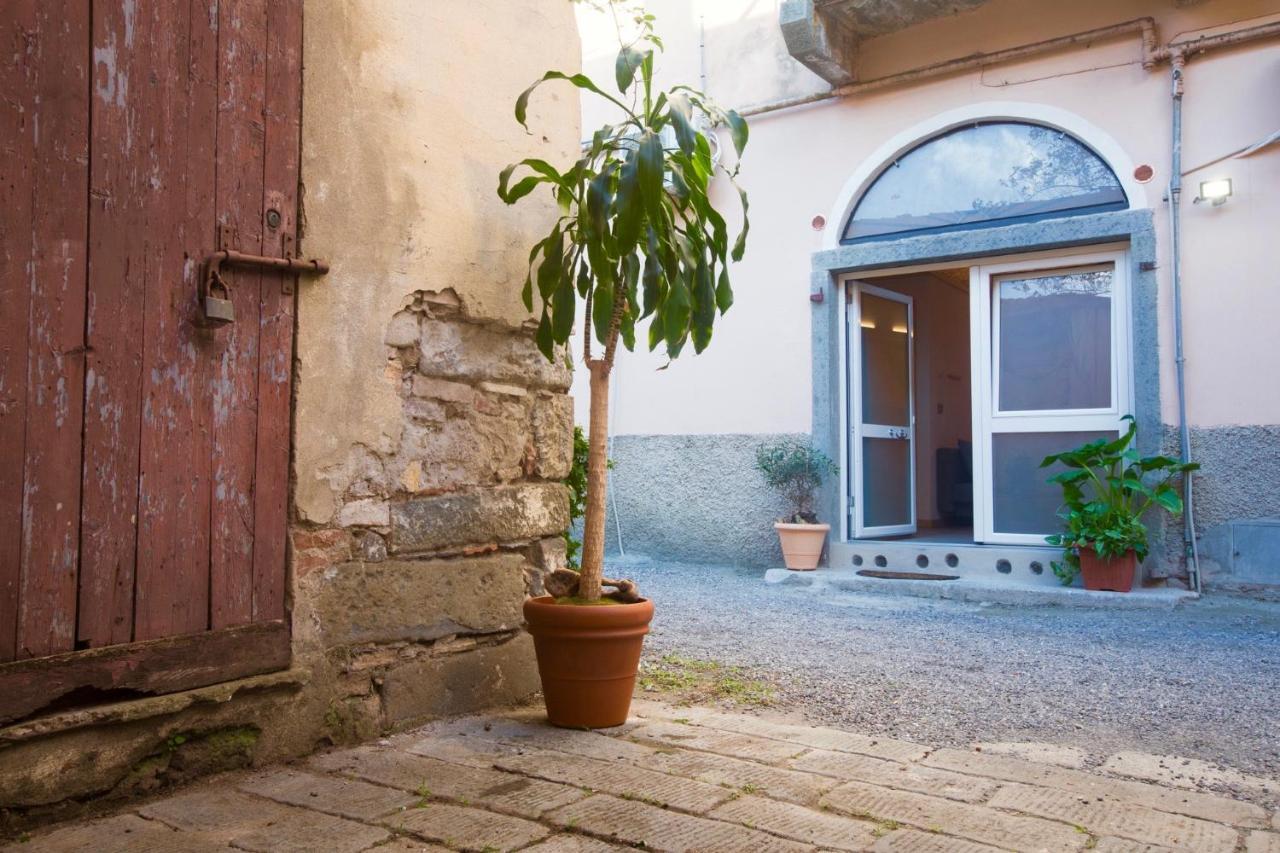 Rock & Wood - Apartment & Room La Spezia Exterior foto